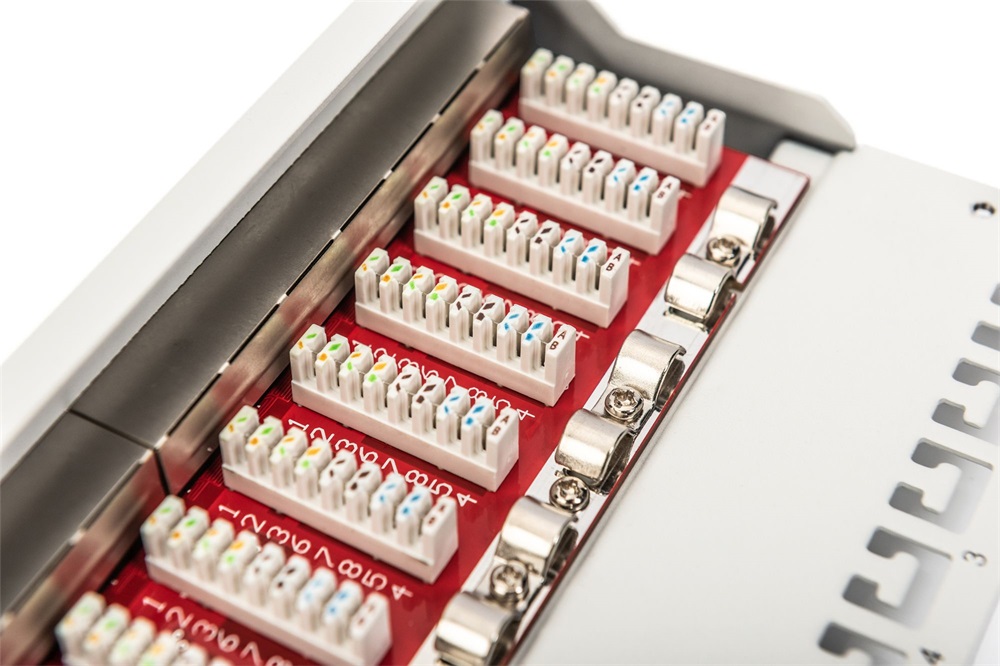 DIGITUS DN-91612S-EA-G CAT6A 8port 10" 1U szürke árnyékolt Patch Panel