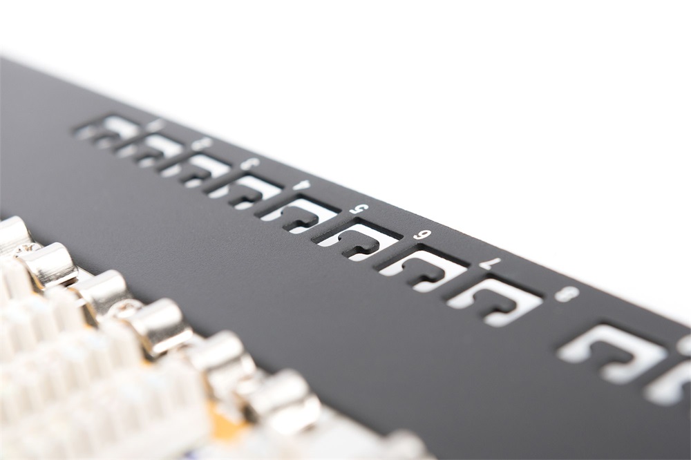 DIGITUS DN-91616S-B CAT6 16port 19" 1U fekete árnyékolt Patch Panel