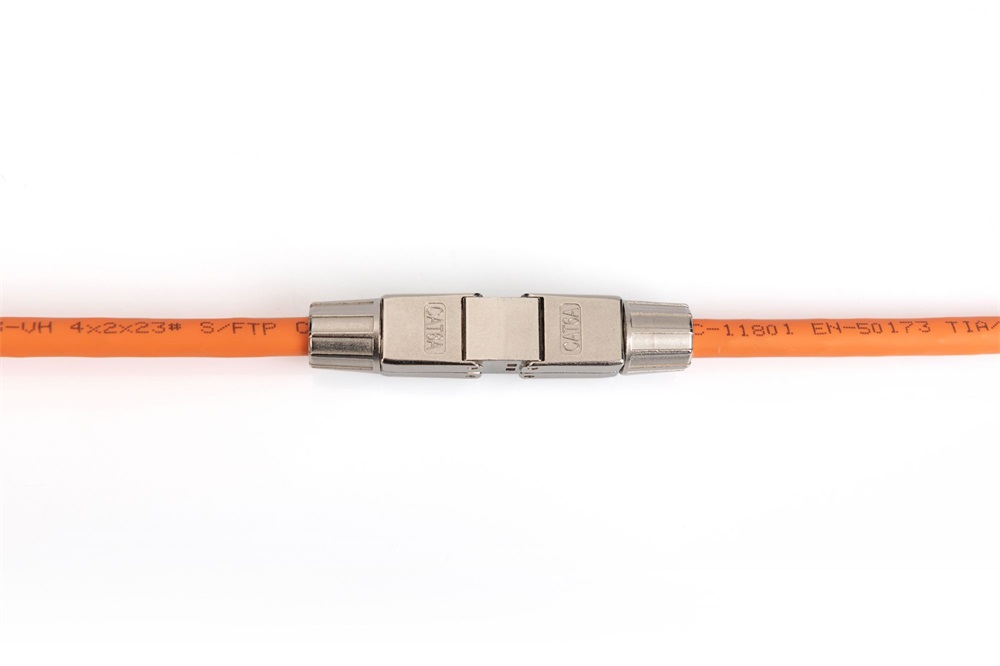 DIGITUS DN-93912 CAT6A árnyékolt 500MHz kábeltoldó