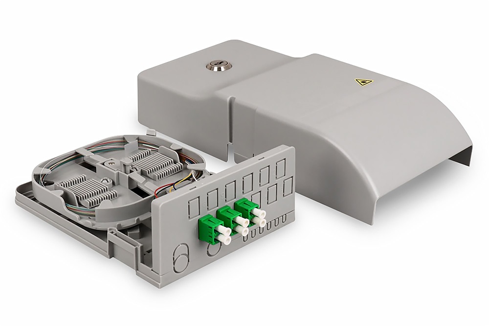DIGITUS DN-949103 24 szálas 3x LC/APC duplex monomódusú OS2 IP54 FTTH elosztó doboz toldóval