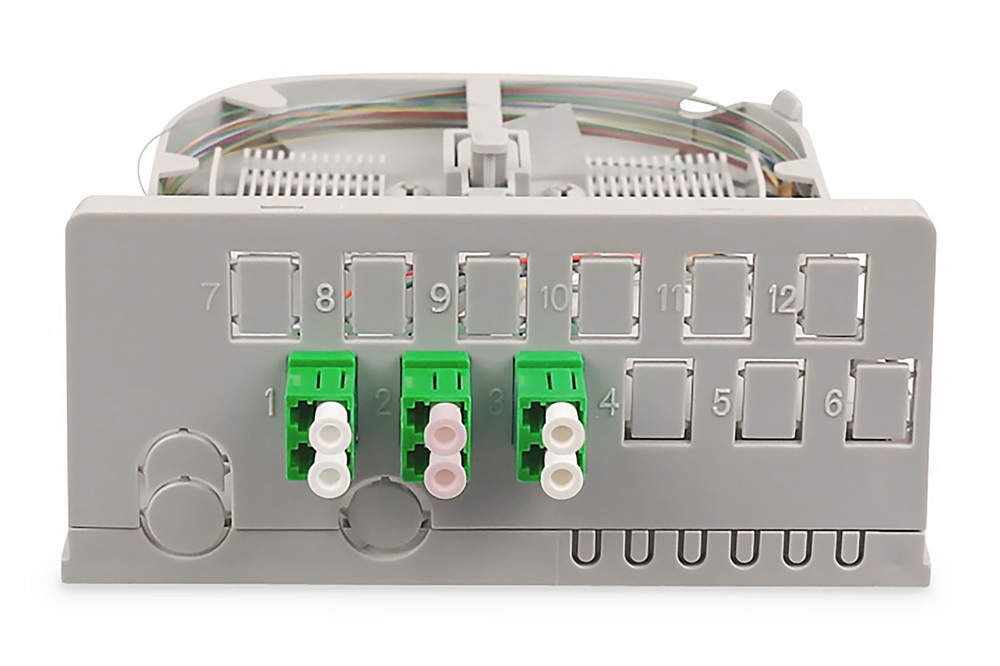 DIGITUS DN-949103 24 szálas 3x LC/APC duplex monomódusú OS2 IP54 FTTH elosztó doboz toldóval
