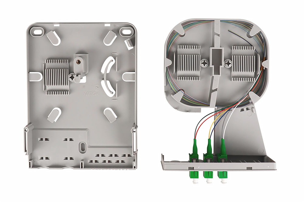 DIGITUS DN-949103 24 szálas 3x LC/APC duplex monomódusú OS2 IP54 FTTH elosztó doboz toldóval