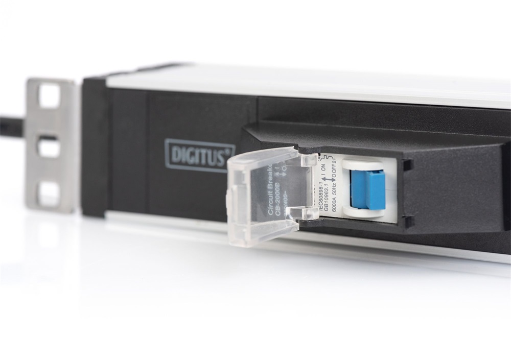 DIGITUS DN-95417 19" 1U PDU 250V 16A 6xCEE 7/3 aljzat CEE7/7 csatlakozó megszakítóval 2M elosztósor
