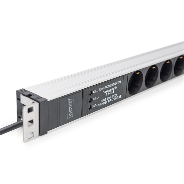 DIGITUS DN-95432 19" 1U PDU 230V 16A 6xCEE 7/3 aljzat CEE7/7 csatlakozó túlfeszültség védelemmel 2M elosztósor