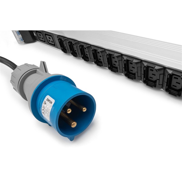 DIGITUS DN-95451 0U PDU függőleges 250V 32A 24xC13 4xC19 aljzat IEC 60309 ipari csatlakozó 3M elosztósor