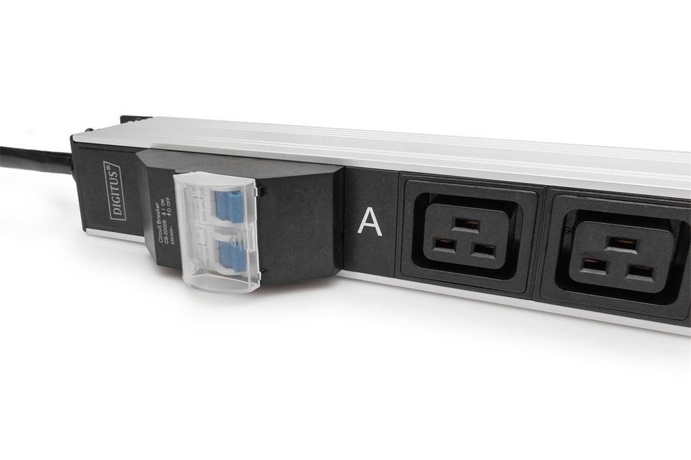DIGITUS DN-95451 0U PDU függőleges 250V 32A 24xC13 4xC19 aljzat IEC 60309 ipari csatlakozó 3M elosztósor