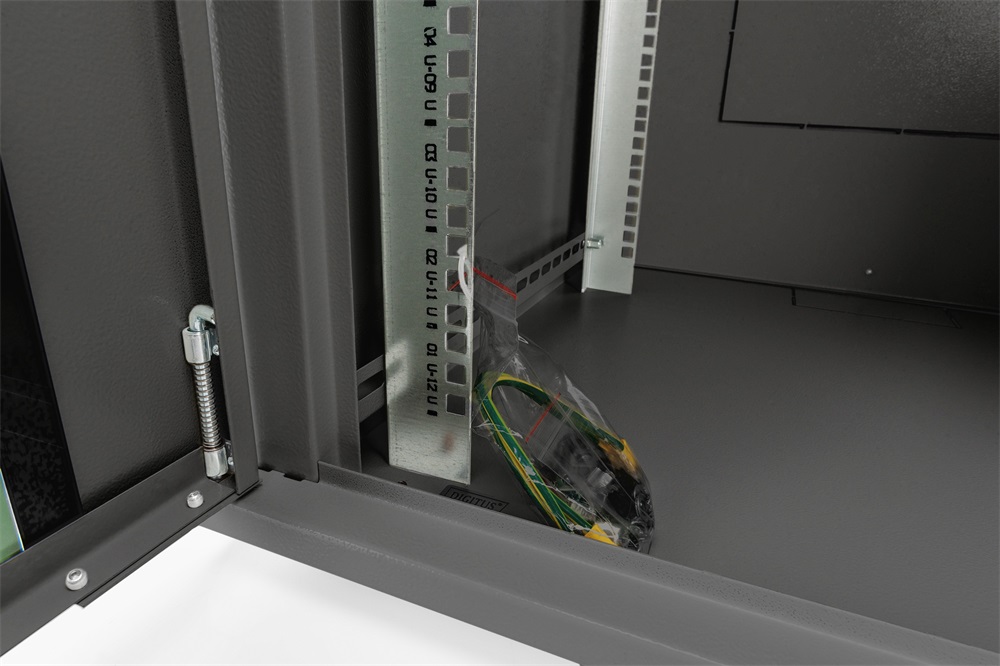 DIGITUS Dynamic Basic 19" 7U 385x600x600mm üvegajtós fekete fali rack szekrény