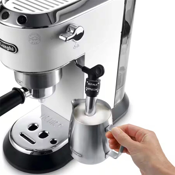 DeLonghi EC 685.W Dedica fehér espresso kávéfőző (Újracsomagolt)