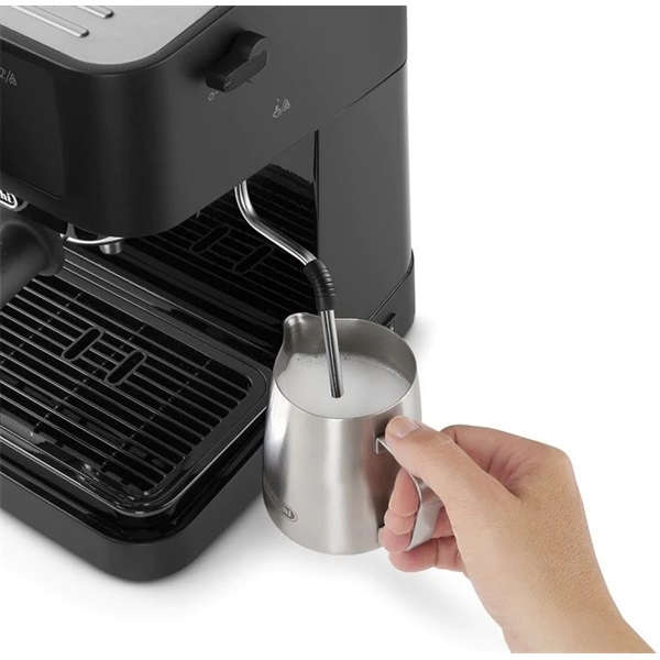 DeLonghi Stilosa EC230.BK fekete espresso kávéfőző (Újracsomagolt)