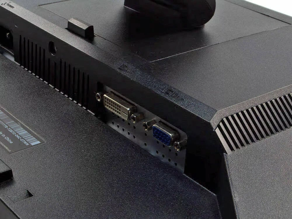 Dell 22" E2210 WSXGA+ TN DVI/VGA/USB monitor (Használt B)