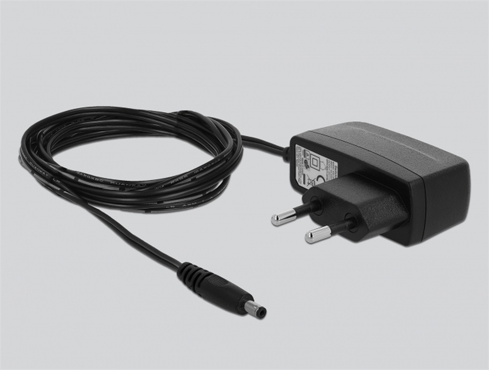 Delock 11474 DisplayPort 1.4 ismétlő 8K 30 Hz