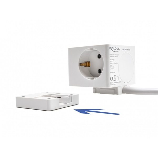 Delock 11497 3 nyílásos csatlakozó kocka hosszabbító gyerekzárral és USB töltővel, valamint 1,5 m fehér