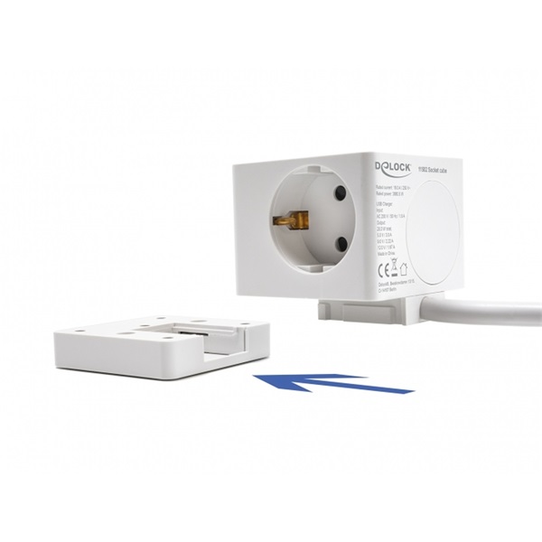 Delock 11502 PD 3.0 20 W 3xAC/USB/Type-C fehér elosztó
