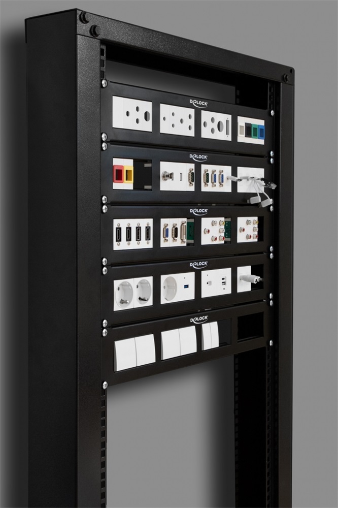 Delock 81378 Easy 45 19" 2U 4 darab 90,5x45,2mm kivágású fekete patch panel