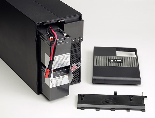 EATON 5P 1550i 1100W fekete szünetmentes tápegység