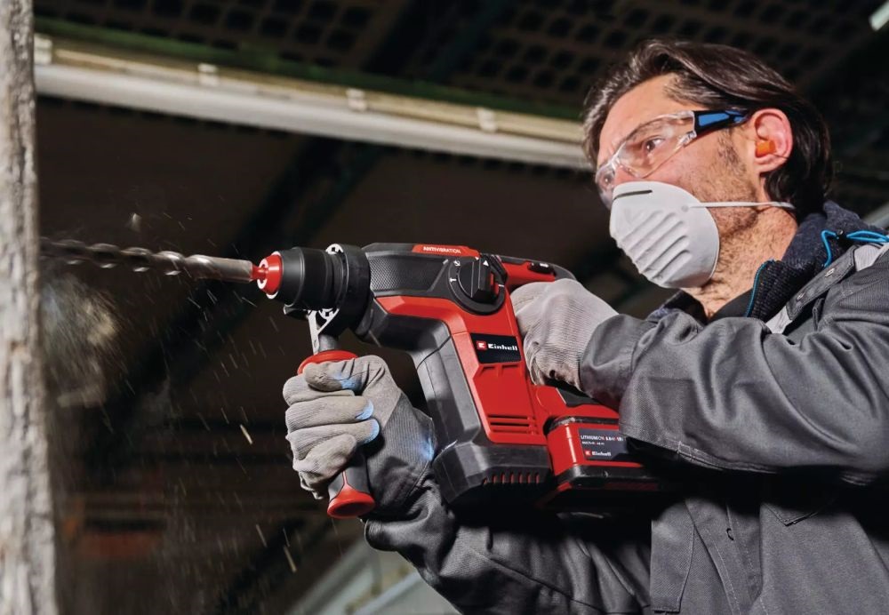 Einhell 4514274 TP-HD 18/28 Li BL+4 (1x3,0Ah+) akkumulátoros fúrókalapács