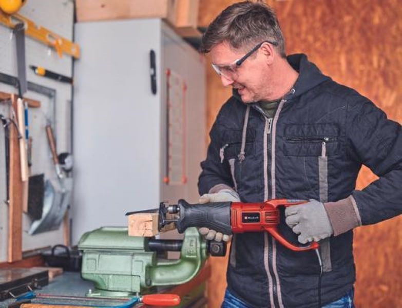 Einhell TC-AP 690 E elektromos orrfűrész
