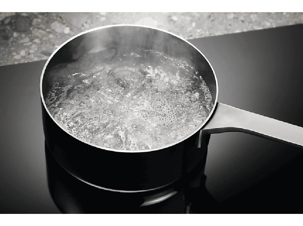 Electrolux EIS6134 SenseFry fekete, beépíthető, indukciós, főzőzóna: 4, beépíthető méret: 56cm, főzőlap