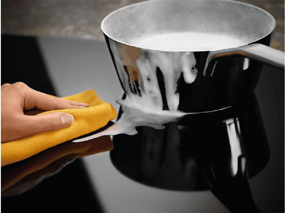Electrolux EIS6134 SenseFry fekete, beépíthető, indukciós, főzőzóna: 4, beépíthető méret: 56cm, főzőlap