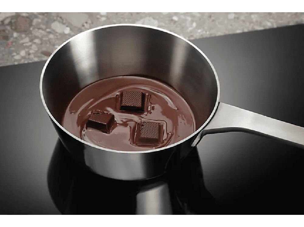 Electrolux EIV84550 fekete, beépíthető, indukciós, főzőzóna: 5, beépíthető méret: 75cm, főzőlap
