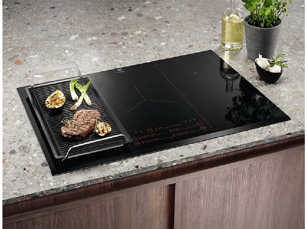 Electrolux EIV84550 fekete, beépíthető, indukciós, főzőzóna: 5, beépíthető méret: 75cm, főzőlap