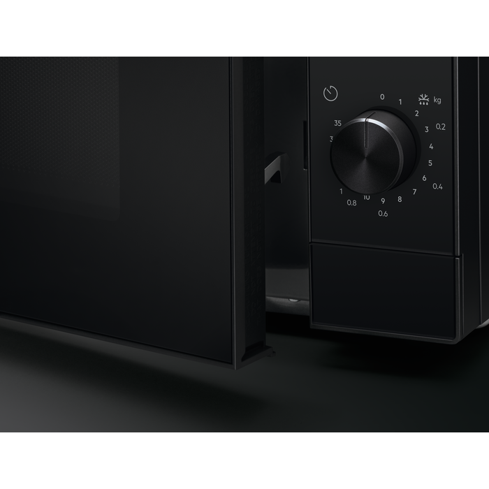 Electrolux EMZ421MMK 1000W 20L fekete mikrohullámú sütő