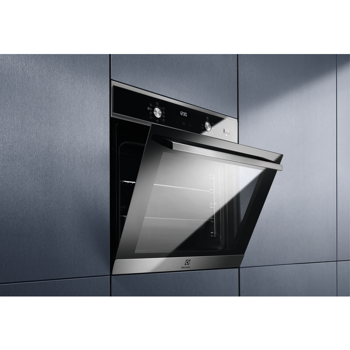 Electrolux EOD5H70X fekete, beépíthető, sütőtér: 72L, grill, légkeverés, sütő