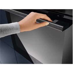Electrolux EOD6P77WZ fekete, beépíthető, sütőtér: 72L, grill, légkeverés, sütő