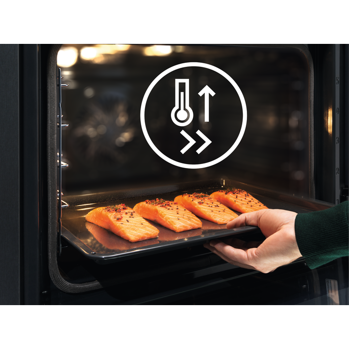 Electrolux EOE7P31X fekete, beépíthető, sütőtér: 72L, grill, légkeverés, pirolitikus, sütő