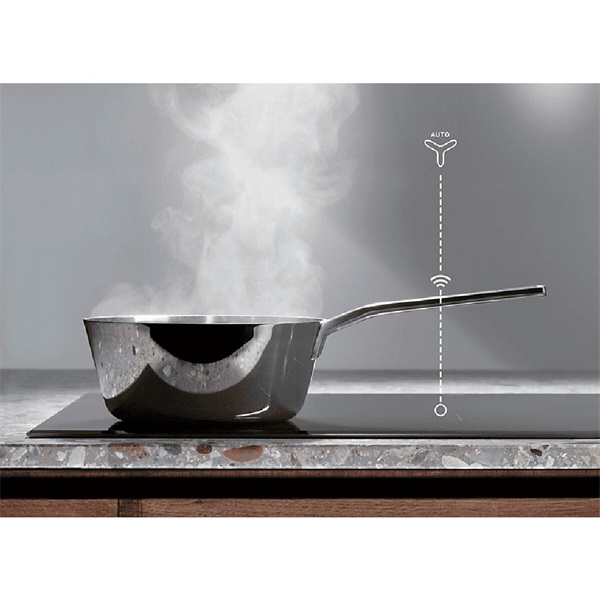 Electrolux LFV436K fekete, szabadonálló, kürtős, méret:60 cm, zajszint:62 dB, páraelszívó (Újszerű)
