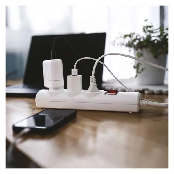 Emos P54213 1,5m 380J SCHUKO 3 csatlakozós fehér túlfeszültség védett elosztó