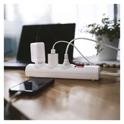 Emos P54213 1,5m 380J SCHUKO 3 csatlakozós fehér túlfeszültség védett elosztó