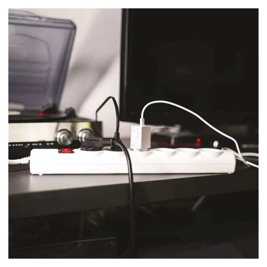 Emos P54217 5m 380J SCHUKO 6 csatlakozós fehér túlfeszültség védett elosztó