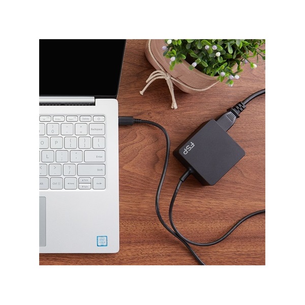 FSP NB C 65 65W USB Type-C fekete hálózati adapter