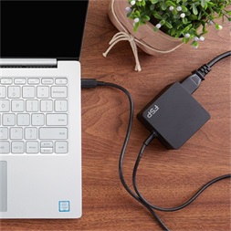 FSP NB C 65 65W USB Type-C fekete hálózati adapter