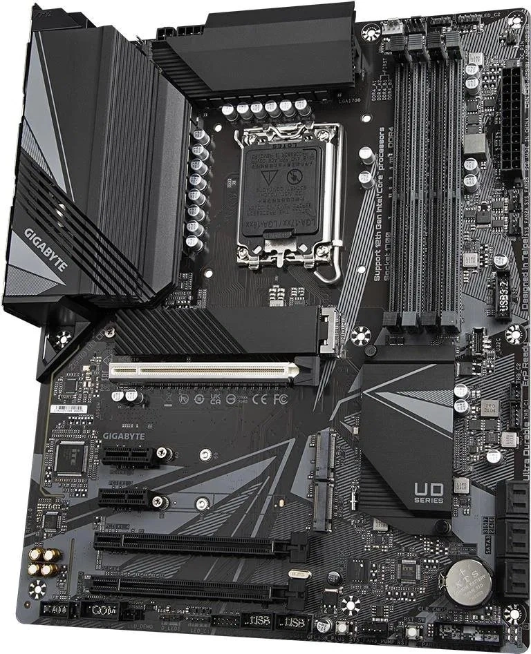 GIGABYTE Alaplap S1700 Z690 UD DDR4 INTEL Z690, ATX