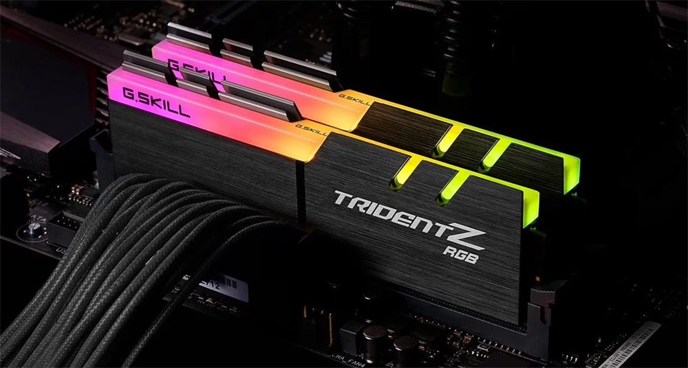 G.Skill 16GB 3200MHz DDR-4 Trident Z RGB Intel XMP (Kit! 2db 8GB) (F4-3200C14D-16GTZR) memória