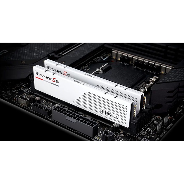 G.Skill 32GB 5600MHz DDR-5 Ripjaws S5 Intel XMP White (Kit! 2db 16GB) (F5-5600J2834F16GX2-RS5W) memória