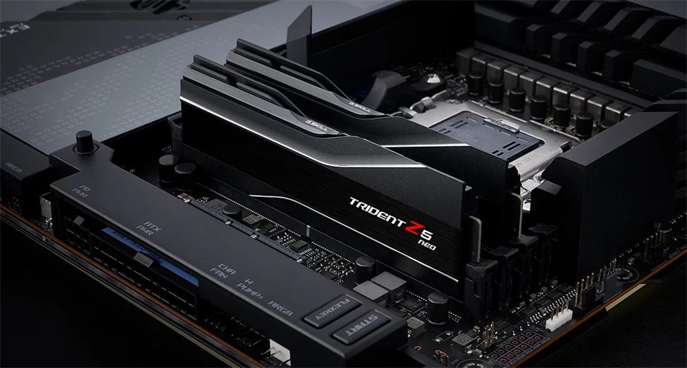 G.Skill 32GB 5600MHz DDR-5 Trident Z5 Neo AMD EXPO (Kit! 2db 16GB) (F5-5600J2834F16GX2-TZ5N) memória
