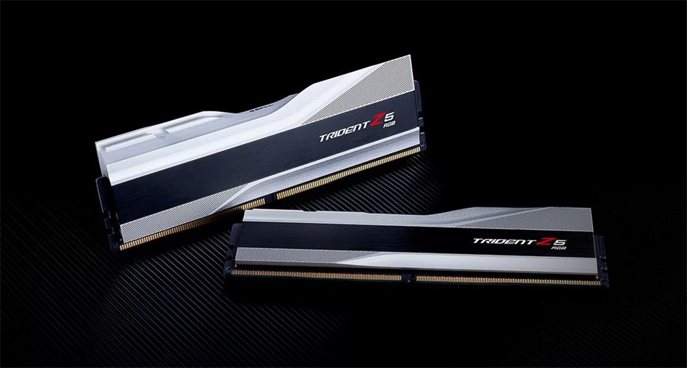 G.Skill 32GB/6400MHz DDR-5 Trident Z5 RGB (Kit! 2db 16GB) (F5-6400J3239G16GX2-TZ5RS) memória