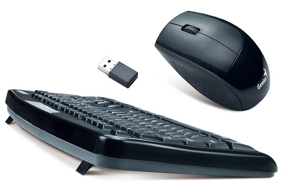Genius KB-8000X HUN fekete vezeték nélküli billentyűzet + egér