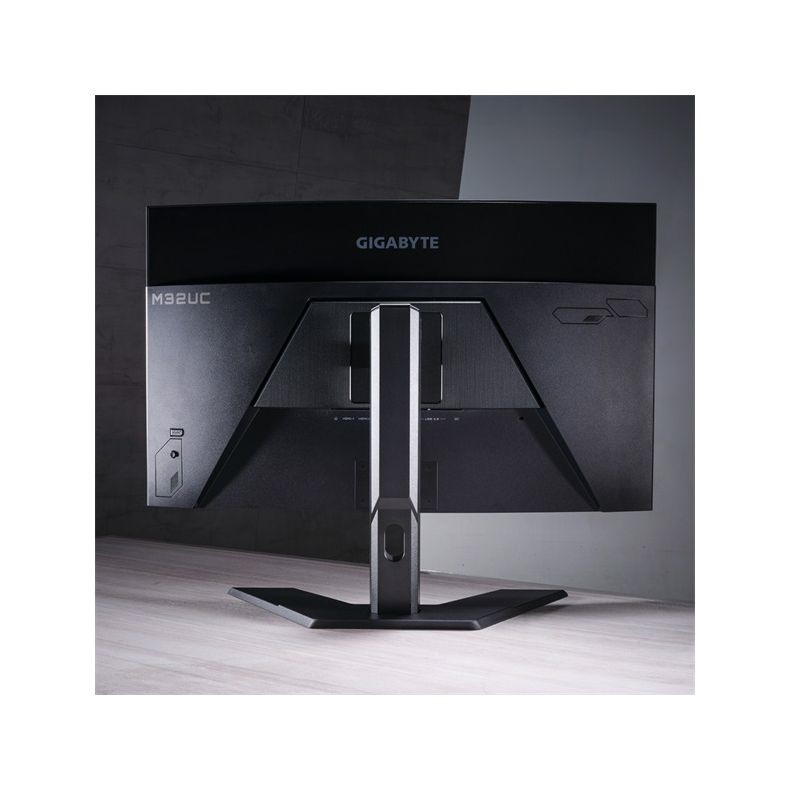 Gigabyte 31,5" M32UC UHD VA LED HDMI/DP/USB ívelt monitor