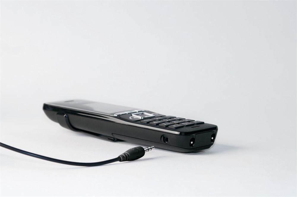 Gigaset Comfort 550 IP Flex voip hívóazonosítós kihangosítható dect telefon