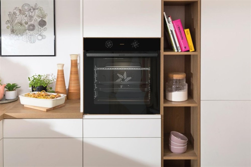 Gorenje BO6717E03BG fekete, beépíthető, sütőtér: 77L, grill, légkeverés, hidrolitikus, sütő