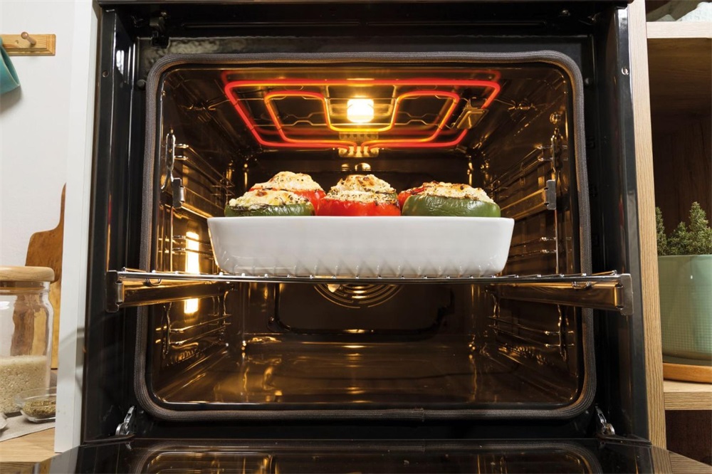 Gorenje BPS6747A06X inox, beépíthető, sütőtér: 77L, grill, légkeverés, pirolitikus, sütő