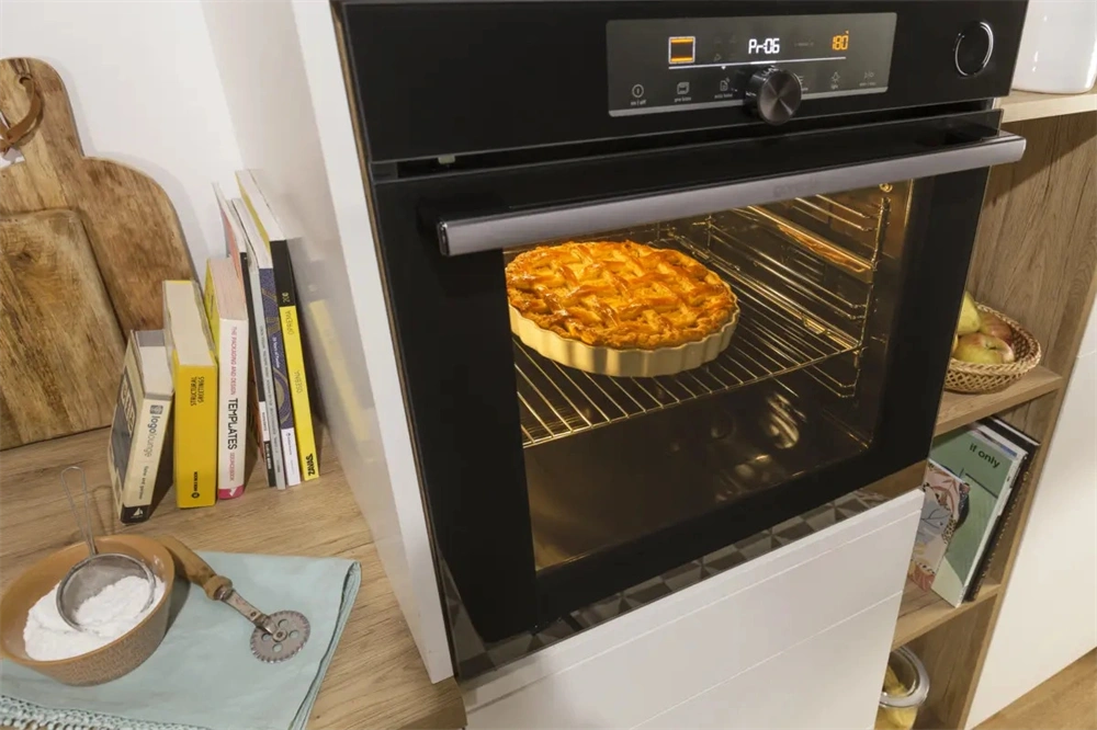 Gorenje BSA6737E15X inox, beépíthető, multifunkciós, 77 l sütő