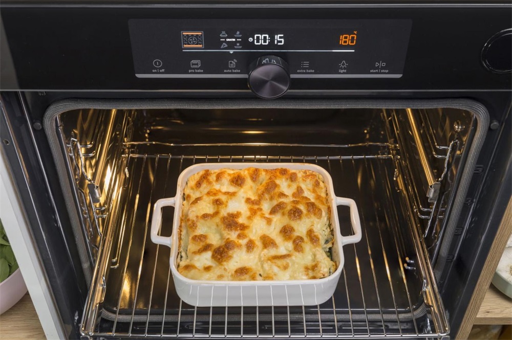 Gorenje BSA6747A04X inox, beépíthető, sütőtér: 77L, grill, légkeverés, hidrolitikus, sütő