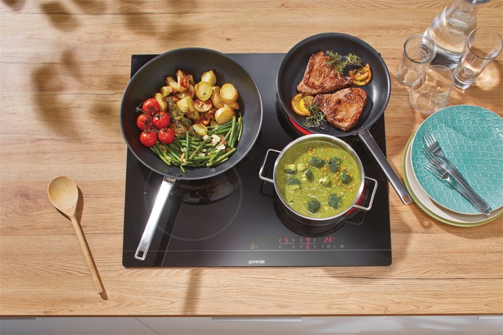 Gorenje ECT641BSC fekete, beépíthető, elektromos üvegkerámia, főzőzóna: 4, beépíthető méret: 56cm, főzőlap