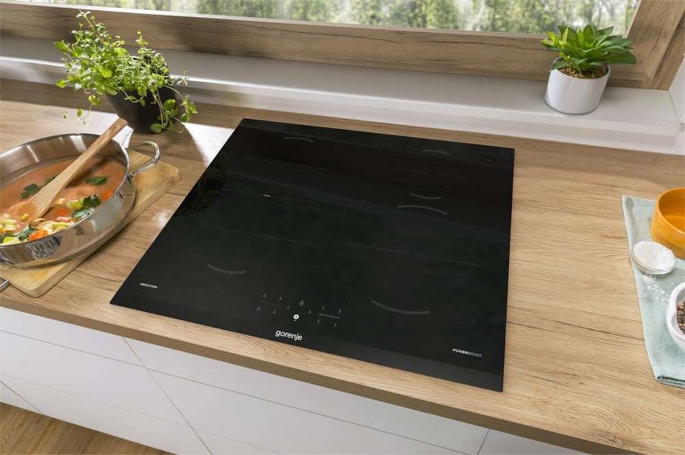 Gorenje GI6421BC fekete, beépíthető, indukciós, főzőzóna: 4, beépíthető méret: 56cm, főzőlap