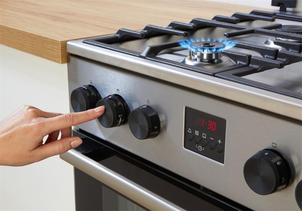 Gorenje GKS5C70XF inox, szabadonálló, gáz, kombinált, főzőzóna: 4, sütő:70L, grill, tűzhely